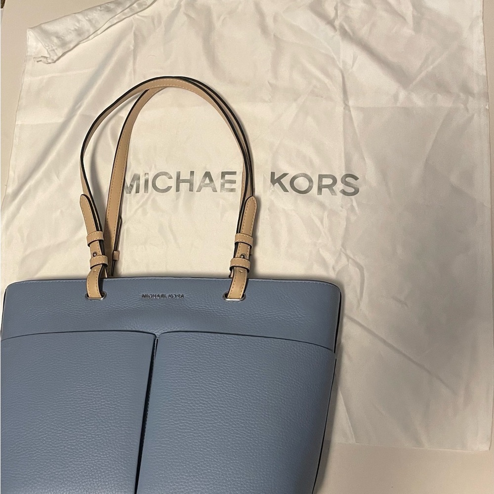 Michael Kors Light Blue Shoulder Bag